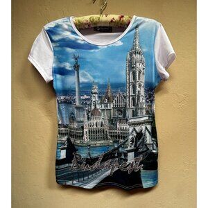 Favor Fashion Crew Neck Budapest Graphic T-Shirt Size XL Blue/White Short Sleeve